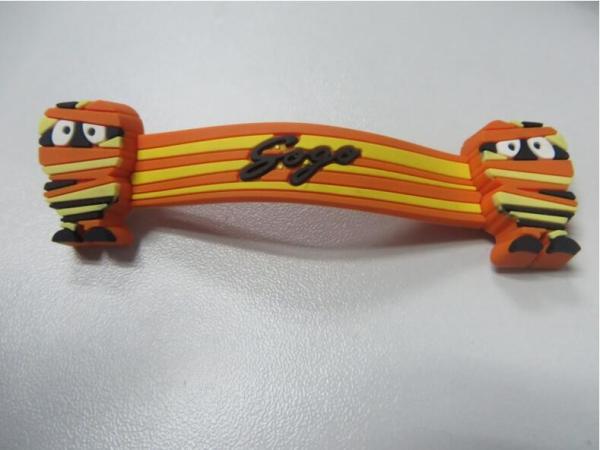 Promotional Micro Injection 3D Cartoon Character Earphone Silicone Cable Winder / Headphone Cord Cable Holder With Logo