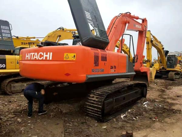 Modo de caminhada do tipo de escavadeira Hitachi usado com potência nominal líquida de 900 rpm