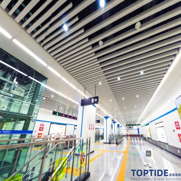 30x160 Metallic Pressed Stamped Metal Baffle Panels Customized Wooden Fall Ceiling Plank Designs For Walls And Ceilings