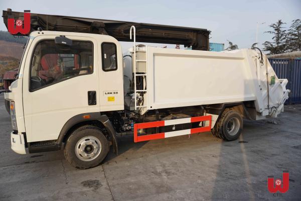 6CBM Light Duty Waste Compactor Truck Rear Loader Garbage Truck