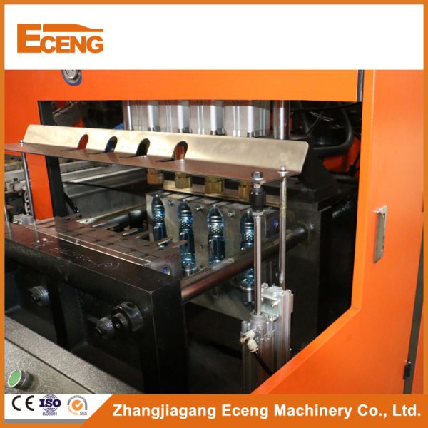 Semi Automatic Bottle Blow Molding Machine 4 Cavity For Plastic Water Bottles