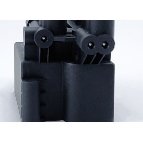 La suspension du bloc de soupape de commande d'air de la BMW G11 G12 37206861882