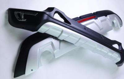 Acessórios do veículo ABS Guarda de pára-choque dianteiro do carro para Ford Kuga Escape Ecoboost Peças sobressalentes automáticas