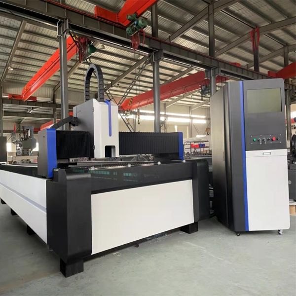 1530 Fiber Laser Metal Cutting Machine 1kw 1500W 2000W 3000W 5000W 6000W