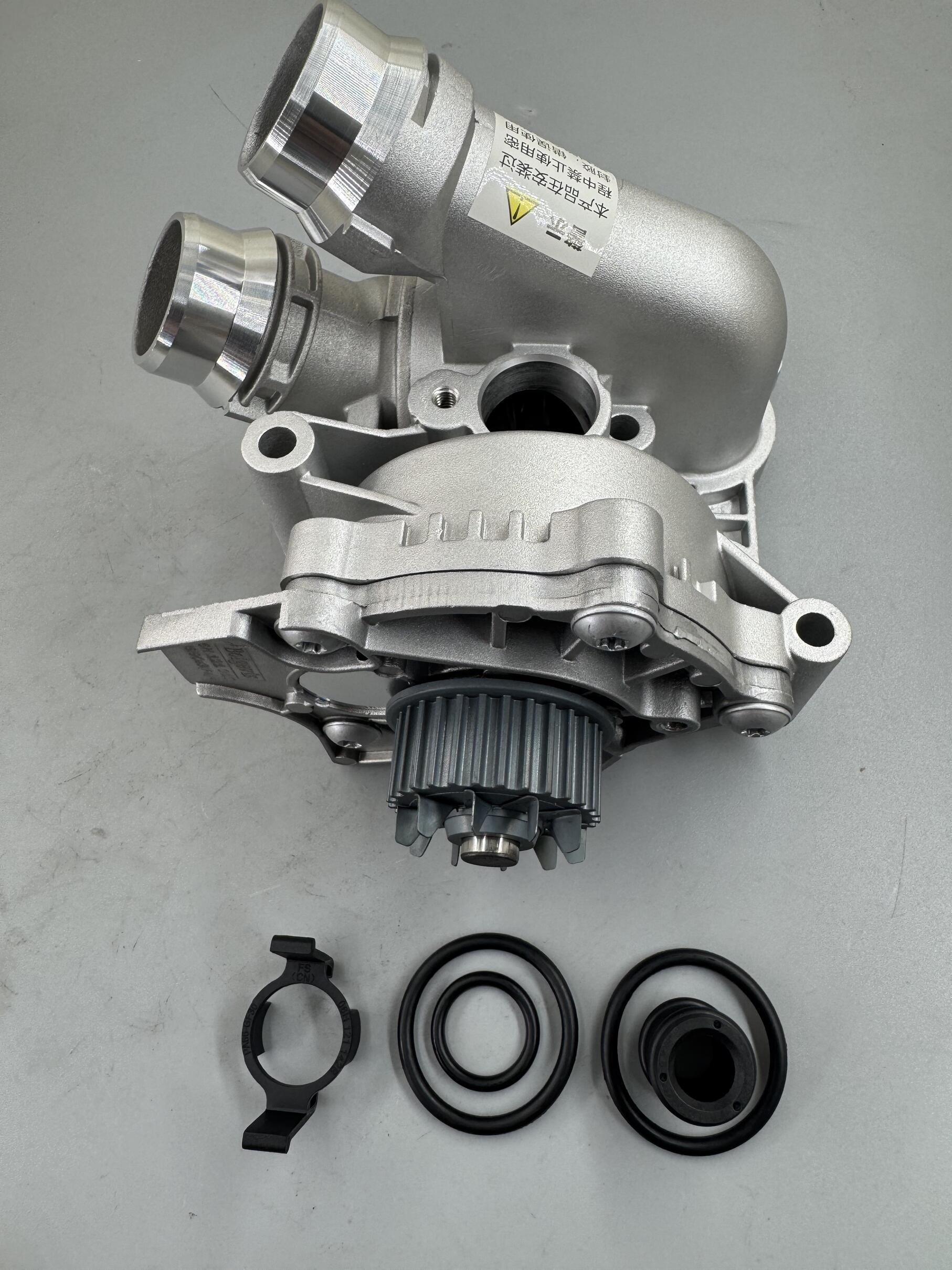 High quality Aluminum Mechanical Water Pump Assembly 06H121026CPL for CC