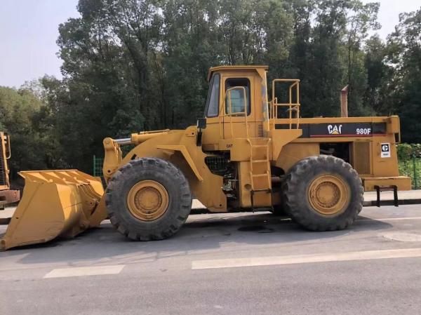 Machine lourde CAT 980F chargeuse d'occasion en bon état de fonctionnement en stock