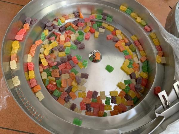 easy operation high accuracy Autompatic gummy candy packaging machine with Counting
