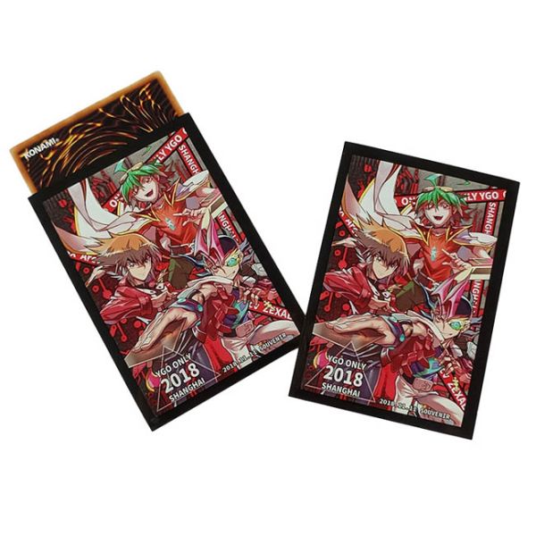 Японская небольшая карта размера 62кс89мм кладет изготовленные на заказ рукава барьера карты