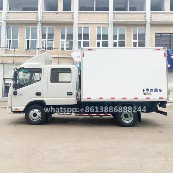 Customized JAC Q3   Double Row  Refrigerated Vehicle       Van Refrigerator Truck     Freezer