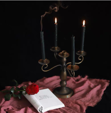 Golden Wear Resistant 0.5KG Nordic Style Candle Holder