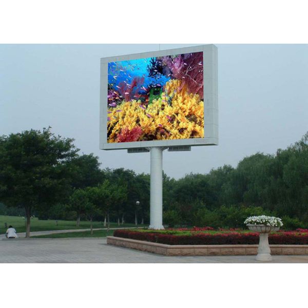 10mm RGB Outdoor LED Video Wall Advertising LED Display Waterproof 32 dots x 16 dots