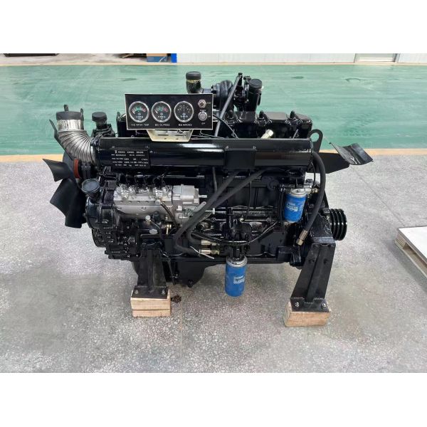 630 Kangte Ricardo R6105AZLD Water Cooled Engine with 56kw/1500rpm Rated Power