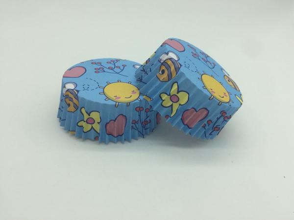 Cute Marine Greaseproof Baking Cups , Disposable Blue Cupcake Wrappers Organism Pet Inside