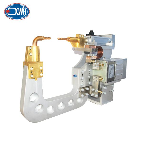 Heavy Duty Automatic Medium Frequency MFDC Spot Welder C Type Industrial Robot