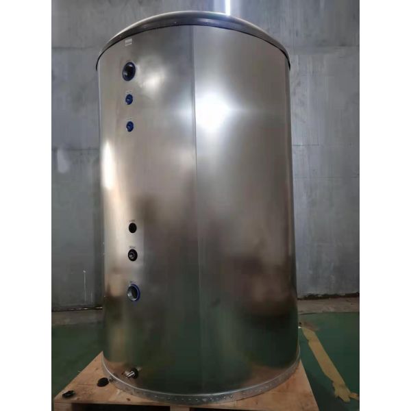 2000 L Pressure bearing water tank with P/T valve