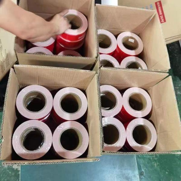 80 - 150 micrones de película protectora de PE LDPE HDPE cinta de advertencia roja y blanca