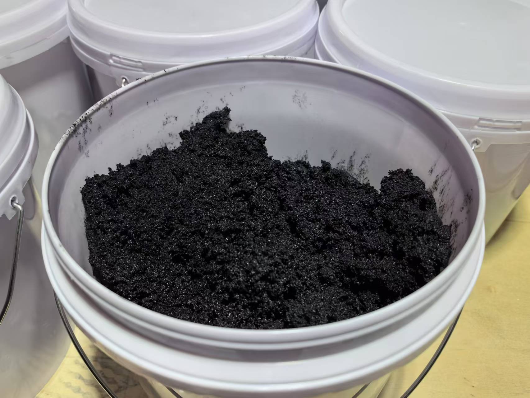 High Durability Butyl Mastic Tape with UV Resistance and Pressure-Sensitive Adhesion for Industrial Sealing