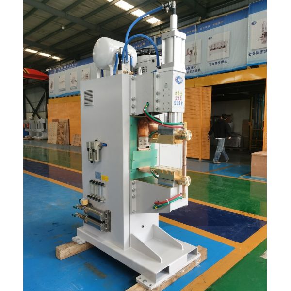 Precise 3mm Stainless Steel Nut Stud Projection Welder Capacitive Energy Storage