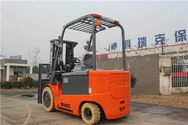 Télélivrateur électrique de 2 à 3,5 tonnes avec centre de charge Ce de 500 mm et roulement Eaton USA