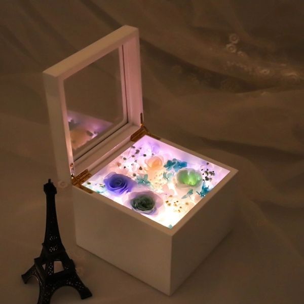 Wholesale preserved flowers mirror gift box birthday gift for girl friend