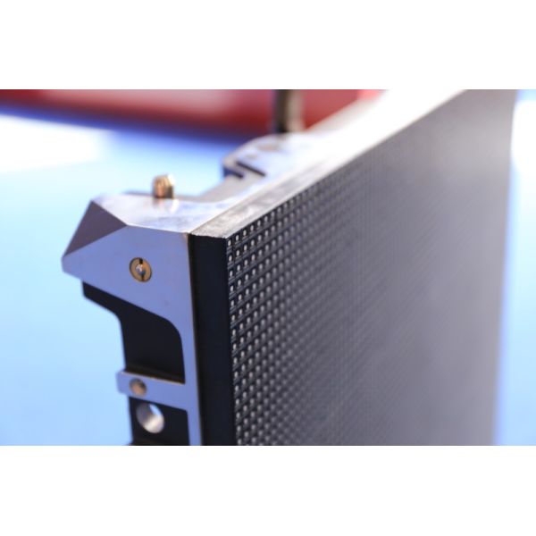 SMD1921 P3.9 Outdoor Advertising LED Display For Festivals Concerts Events