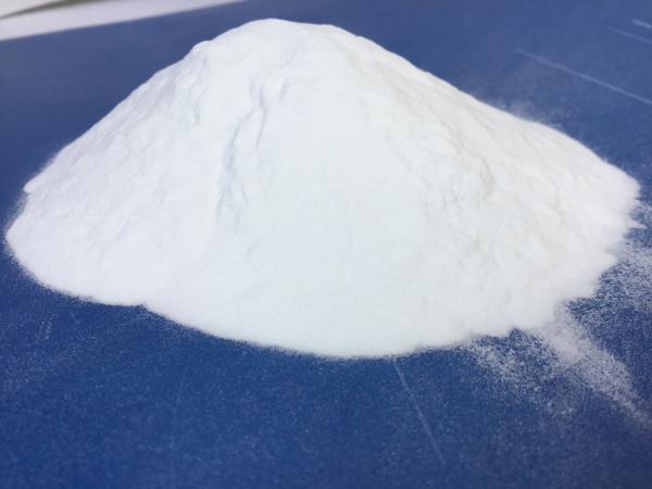 Pó de óxido de alumínio branco angular 101,96 G/mol Peso molecular