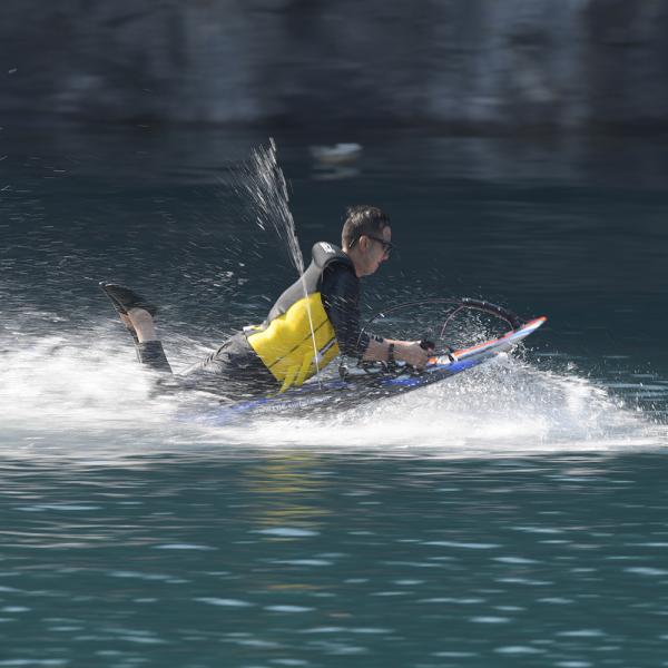 110cc Motorized Petrol Gas Powered Surfboard Jet Board Motor with and Customized Logo