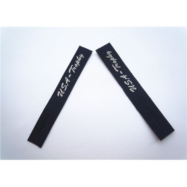 Изготовленная на заказ бирка вида одежды бирки вида одежды бирки вида бумаги способа в Китае