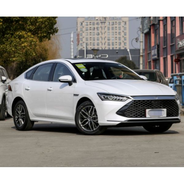 BYD Qin плюс автомобиль 2023 мест двери 5 версии DM-I 120km модельный 1.5L L4 4 чемпиона
