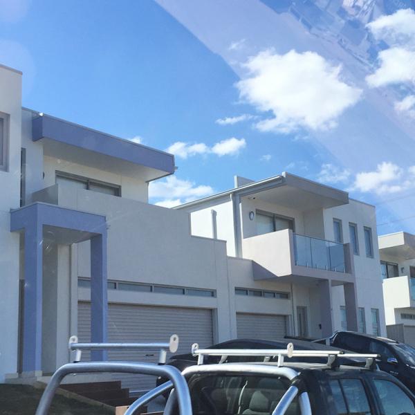 El chalet prefabricado asequible ahorro de energía de la estructura de acero de la casa prefabricó los chalets