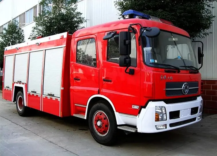 7000 Litres 7000L 65m Spraying Height Fire Fighter Truck 6tons With British Couplings