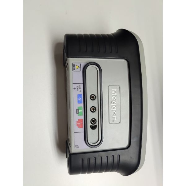 Large Bright LCD Display MFT1700 Series Multifunction Megger Tester MFT1711, MFT1721 with Two and Three Wire Non Trip Loop