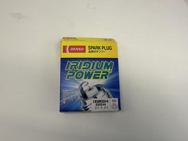 CR-V 2.4L K24Z8 / K24V6 12290-R40-A01 DENSO 5353 Iridium Spark Plug IXUH22