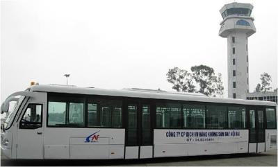 Ônibus agradável durável da rampa do ônibus de transfer do aeroporto com assentos ajustáveis