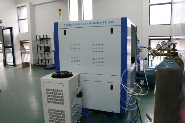 High Work Efficiency Small Fiber Laser Cutter With 10 M / Min Cutting Speed