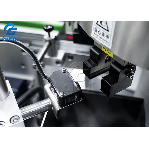 машина для прикрепления этикеток 90pcs/Min трубки туши длины 50-110mm