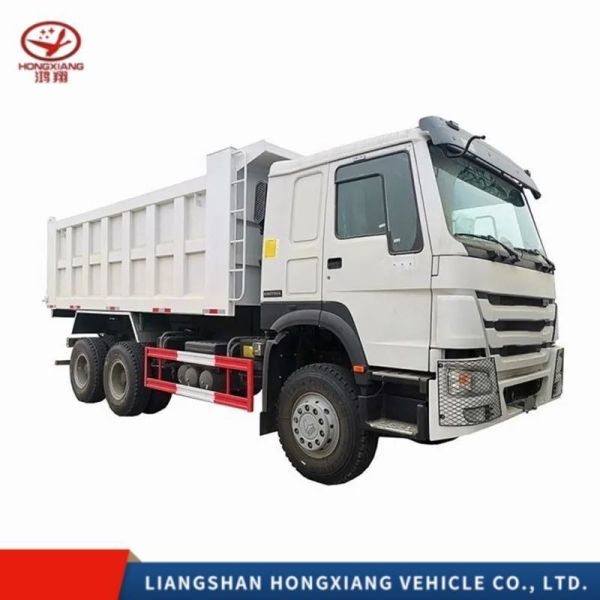 6X4 Diesel Multiple Forward Gears Sinotruk HOWO Tractor Truck with Engine Capacity＞8L