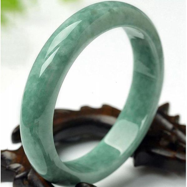 Natural Dark Green Jade Bracelet a Timeless Piece of Jewelry for Your Collection