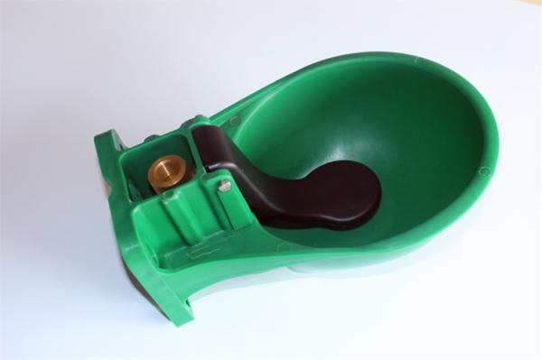 Poly Ethylene Cow Drinking Water Bowl Farm Feeding Water Equipment