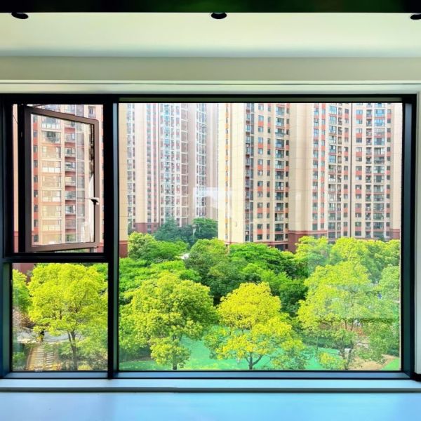 Premium Aluminum Casement Weather Resistance Tempered Glass Window For Homes & Offices With SKATE Original Hardware