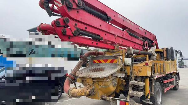 SYM5180THBES Sany 30m Pompes de béton Truck Hauteur maximale du tissu 30M 2019 Année de la pompe