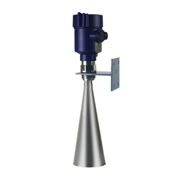 Radar Level Meter Incorporating Optimized Antenna Design and High Speed Signal Processing for Liquid Level Measurement