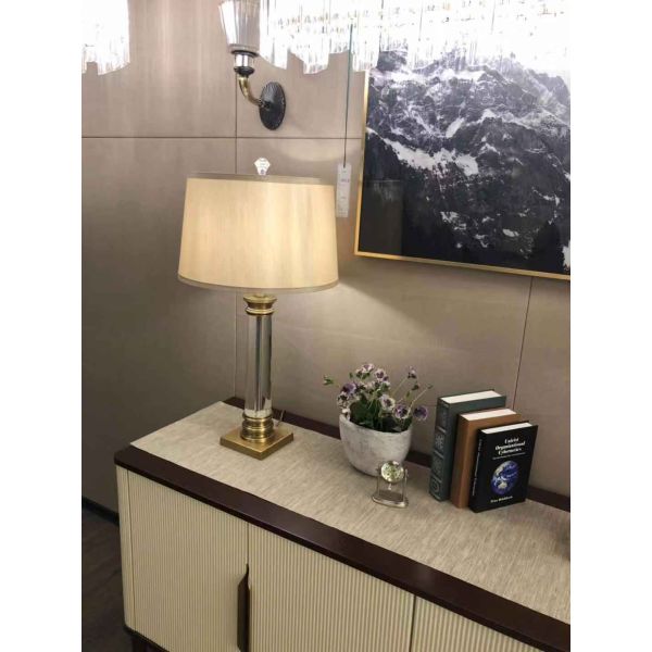 AC110V Decorative Table Lamp