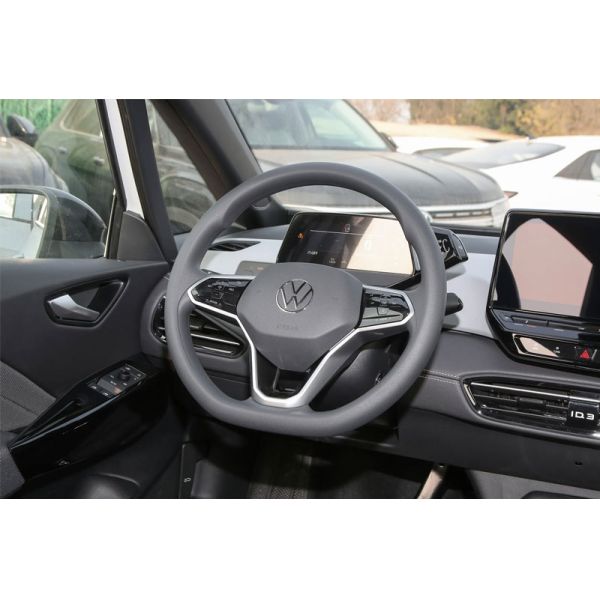 2023 Volkswagen ID3 Electric Small Car with 450km Long Range and 1760kg Curb Weight