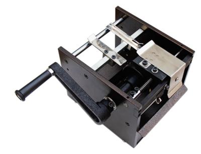 Hand-cranked unilateral Capacitance cut the foot machine LM-201