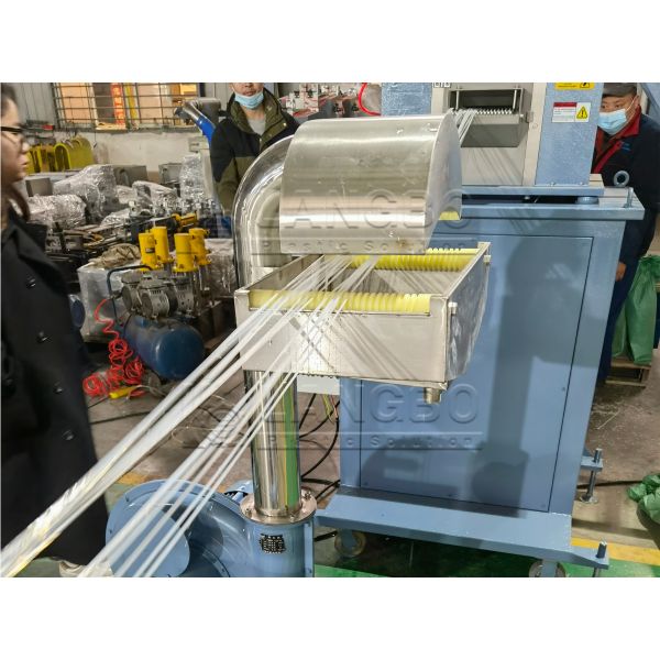 Two Stage PE/PP/Pet Plastic Recycle Granulating Machine/Pelletizing Machine