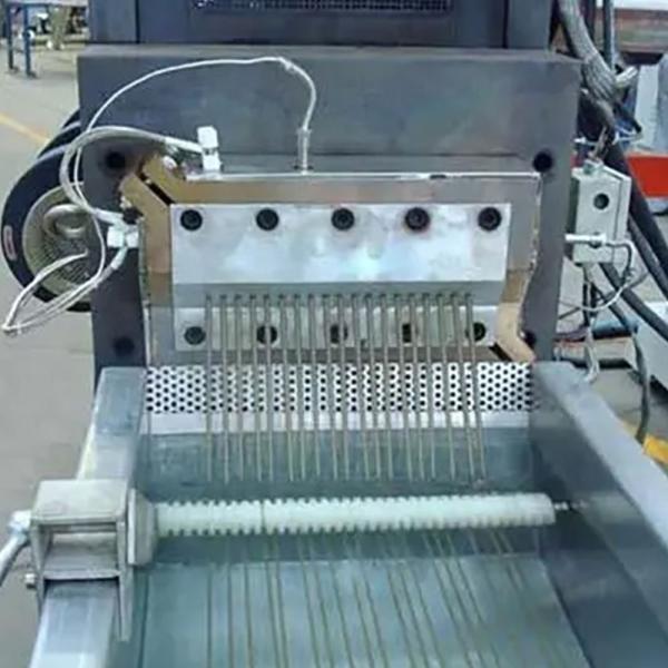 1500 rpm Máquina de extrusão de pellets de plástico de parafuso único usando material de parafuso 38CrMoALA