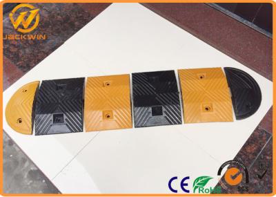 Reflective Temporary Rubber Speed Bump , Security Residential Heavy Duty Speed Bumps