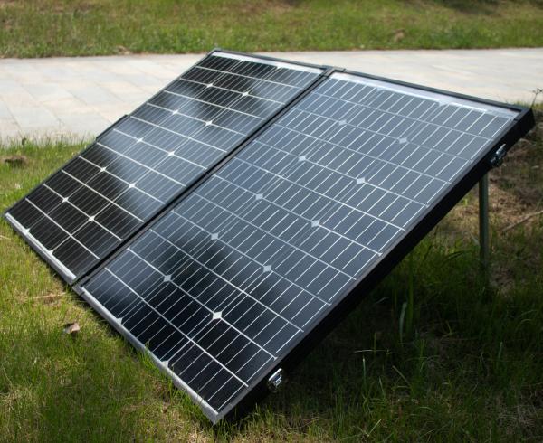Fordable Solar Panels 100w 150w 200w 300w CAMPING PORTABLE SOLAR POWER SYSTEMS