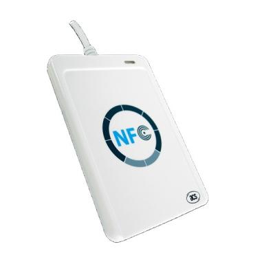 L'affichage à cristaux liquides a équipé le lecteur de jetons de NFC RFID que 5-10cm ont lu la gamme ACR122U-A9